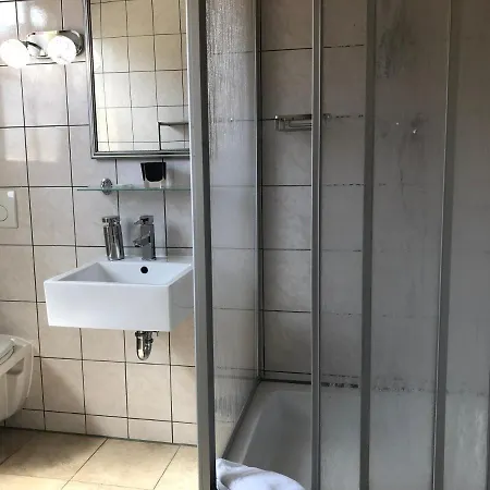 Zum Kastanienbaum Frühstückspension *