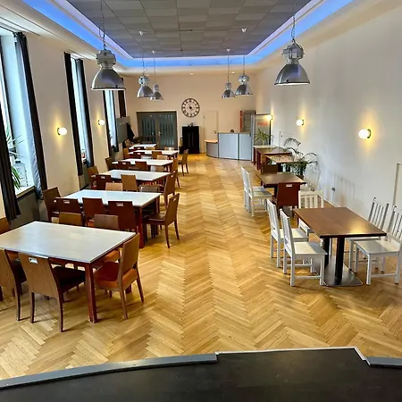 Zum Kastanienbaum Frühstückspension *