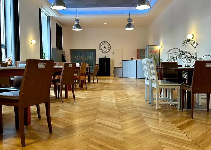 Kastanienbaum Bed and Breakfast 3*