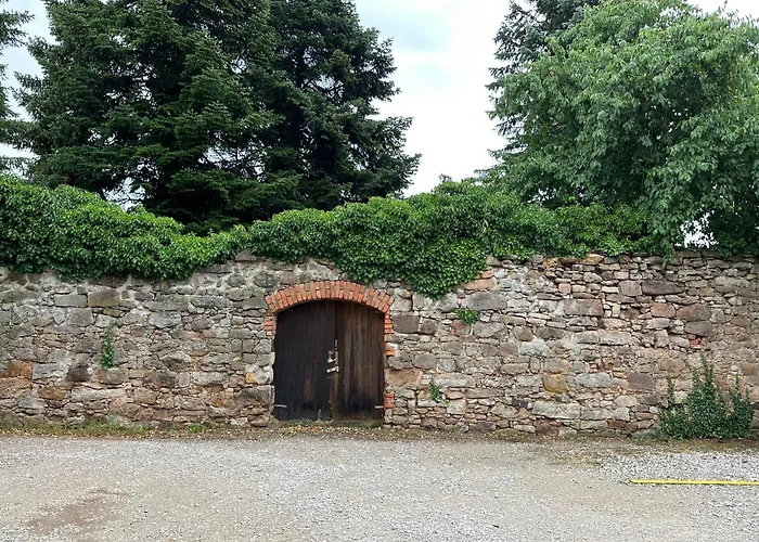 Kastanienbaum 3*