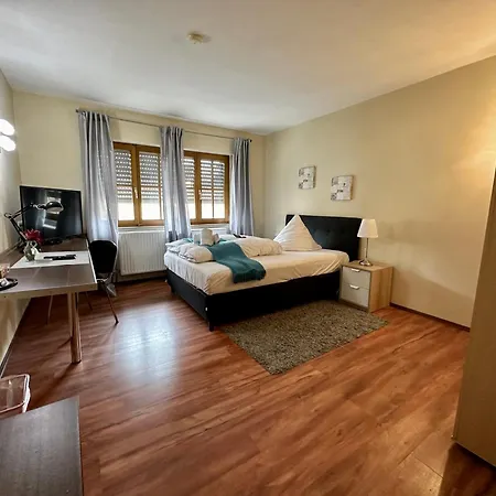 Kastanienbaum 3*