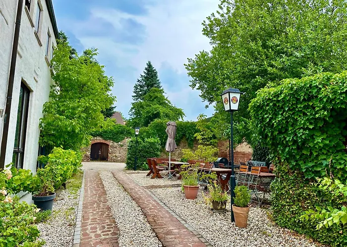 Kastanienbaum 3*
