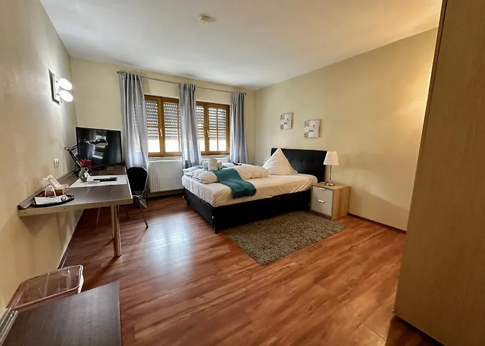 Kastanienbaum 3*